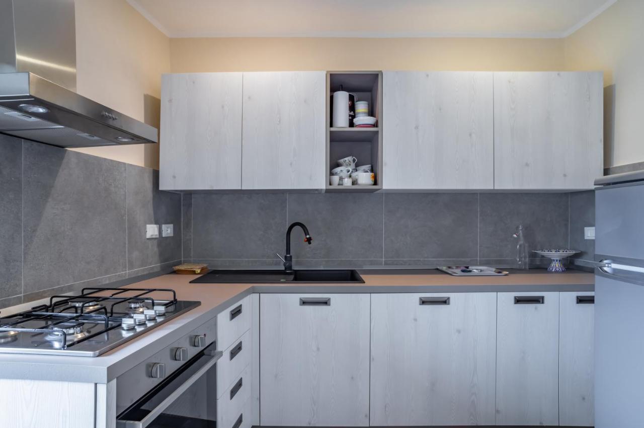 Comfy & Roomy Apt - View On The Ligurian Hills! 베차노리구레 외부 사진