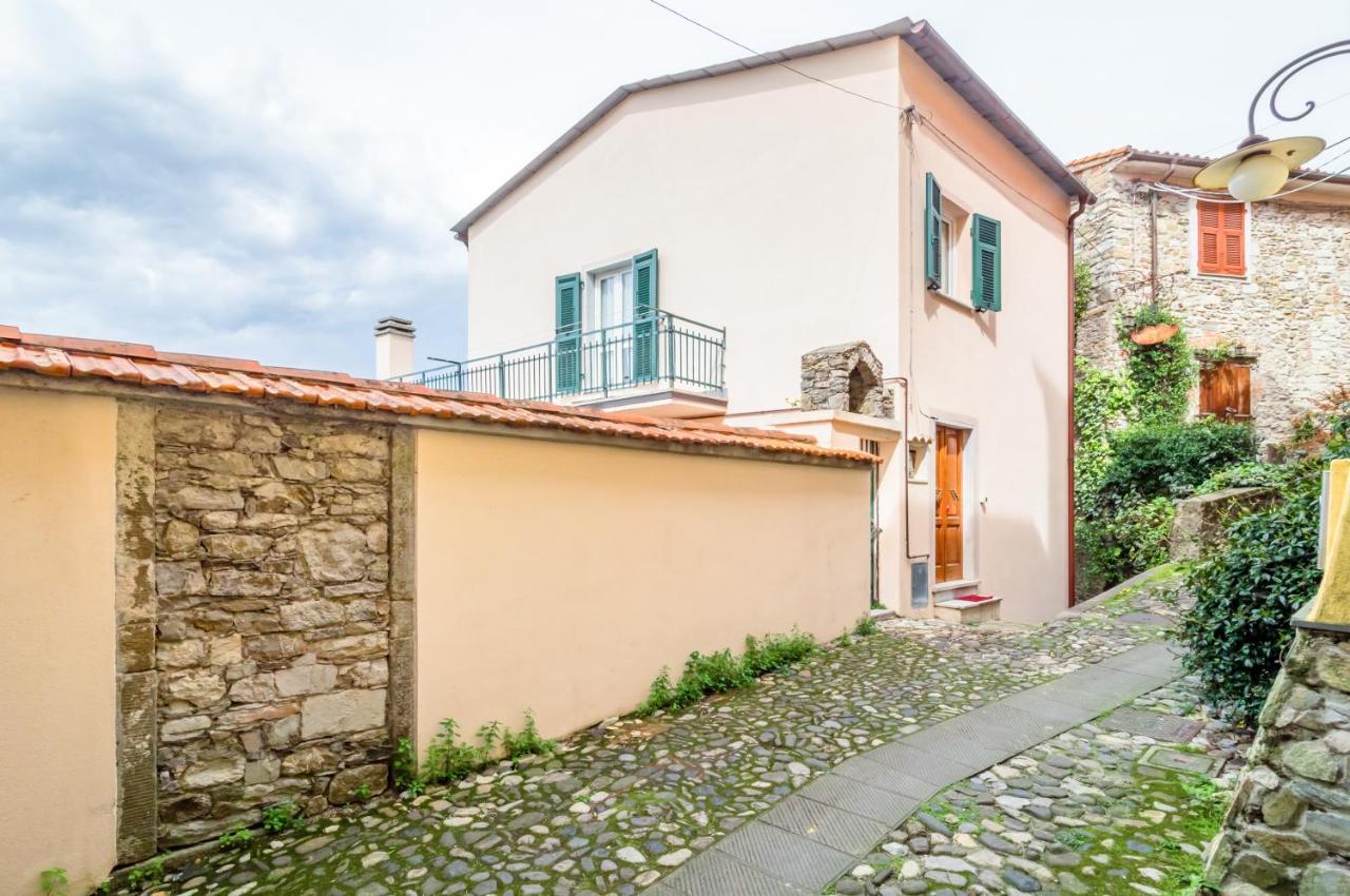 Comfy & Roomy Apt - View On The Ligurian Hills! 베차노리구레 외부 사진